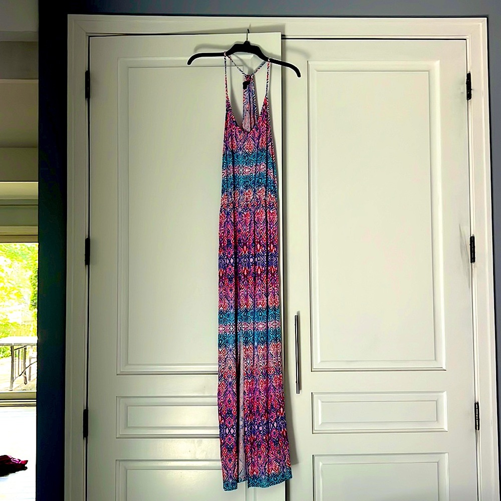 Colorful dress size small good condition